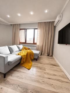Almaty Central Arbat 3х комнатные апартаменты с видом - 6