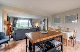 2 bedroom home in Kenmare with sea views to sleep 4 - Kenmare - 1