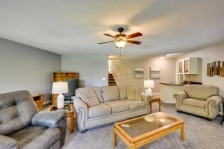 Sunroom & Deck! Golf Retreat in Keowee Key - 8