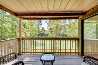 Sunroom & Deck! Golf Retreat in Keowee Key - 3