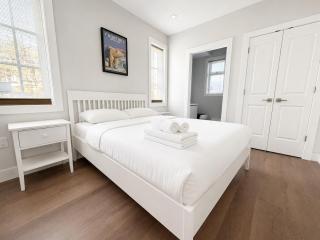 Spacious 5BR West Side Vancouver Home near UBC - 7