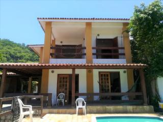 Bela casa com piscina e 5 quartos - 50 metros Praia do Portinho - 8