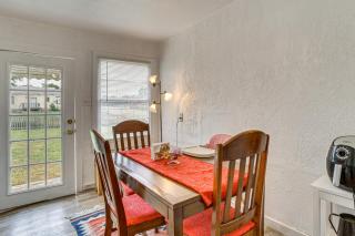 Fenced Yard! Quiet Home, 3 Mi to Fort Sill - 3
