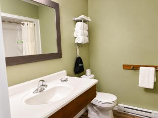 Escarpment Heights Motel - 2