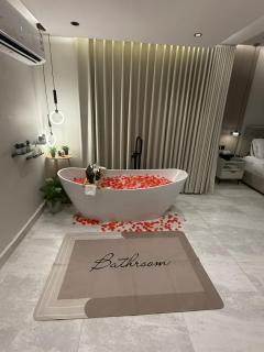 Cozy Studio 65 inch Bathtub & Private Outdoor Seating - 5