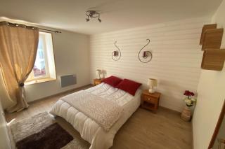 Charming 55m near hiking trails - 8
