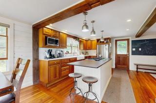 High Street Retreat - 3