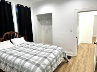 2BR Urban Hideaway Near Downtown Columbus - 3