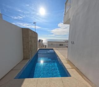 Casa con piscina y espectacular vista al mar - 7