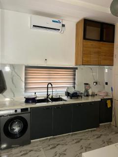 Luxury 3BR Penthouse Apartment with Free WiFi & 24hrs Electricity - 4