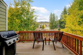 Downtown WP Villa 582 On Pond I Private Hot Tub I Great Views I Activity Program - 4