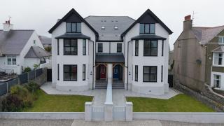 12 Walthew Avenue - 9