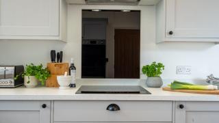12 Walthew Avenue - 2