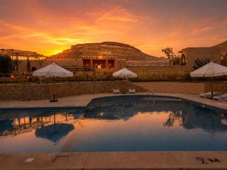 Happy Oasis Hotel - 2