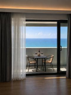 Alliance Palace Panoramic Sea View Aparthotel - 0