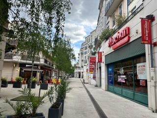 Charmant Studio Rue Piétonne Métro 2 Min Paris 15 Min - 3