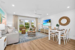 ON The Beach Villa in Juno! 2! Top Rated - 4