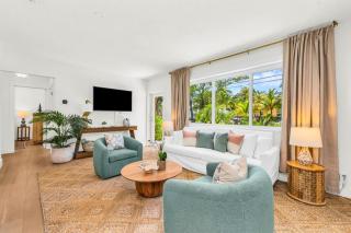 The Coral Cabana A Modern Palm Beach Escape! - 8