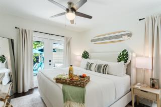 Coral Cove Hideaway Guest House & Heated Pool! - 8
