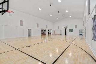 38-Acres of Luxury by Notre Dame, 9BR, Indoor Pool - 9