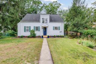 Claddagh & Clover Retreat - 3B 2BA Home 1 mi to ND - 9