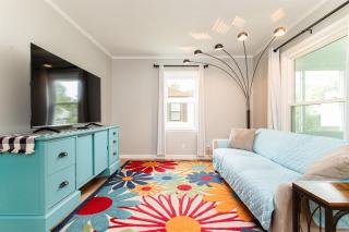 The Playbook Place2BR 1BA Home 15mi To ND - 7