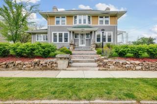 Spacious 4-Bedroom Home 1 Mi to ND Stadium! - 9