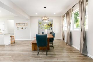 Victory Villa - 5 BR 5 Min From CampusND Living - 2