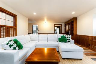 3BR, 3BA Home on Angela Blvd Steps from ND - 4