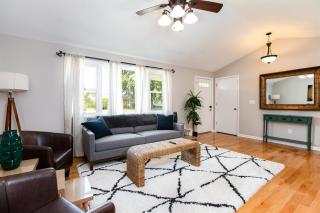 TDJ Getaway4BR Home wgame room - 8