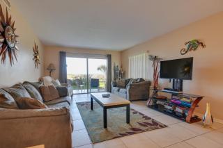 Walkable Cocoa Beach Condo w/ Ocean Views - 5