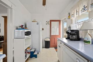 Breezy Corner - 4