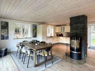 Sommerhus Med Krondyr På 23 Hektar Naturgrund - 9