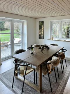 Sommerhus Med Krondyr På 23 Hektar Naturgrund - 4