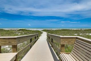 Ocean-View Pool + Boardwalk: Cocoa Beach Condo - 9