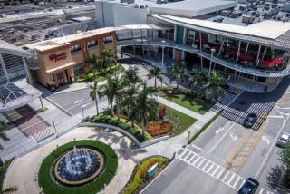 HOME AWAY FROM HOME Near Airport and Malls and Highways - 1