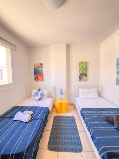 Emerald Sea Retreat 2 min from Mackenzie Beach and airport - 4