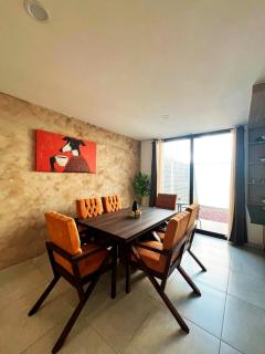 Nueva y hermosa casa privada céntrica con alberca y terraza - 0