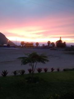 Hospedaje Puesta de Sol - Chilca - 9