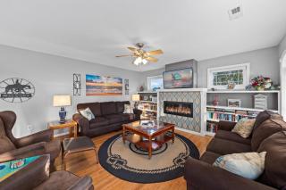 Carriage House - 6
