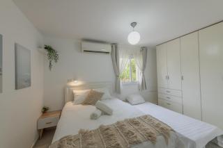 Fully Equipped In A Central Location - 3