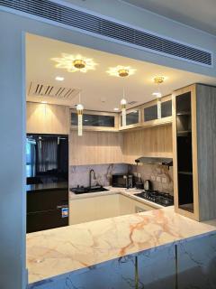 Luxury One-Bedroom Near Mall ofArabia 6th October - 4