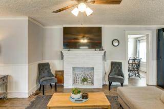 Walk to Stetson and Historic Downtown DeLand! - 2