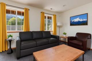 Snowcreek Family Retreat - 4 Suites Together - 1