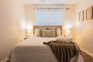 Spacious 3 Bed Condo Near ETSU - 6