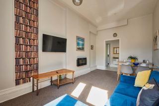 Host & Stay - Flat 2 Club Chambers - 2