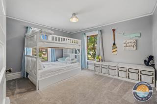 Maplewood Manor 6BR Lake Geneva Golf & Weddings - 3