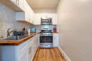 Furnished Studio in Silver Lake with Parking - 5