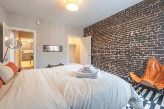 Modern Apartment in Korea Town - 2