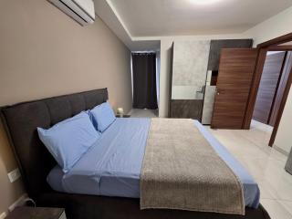 Sunflower, Designer Two-Bedroom Apartment - 1